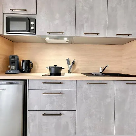 L'ecrin De Verdure - Calme - Parking Prive - - Neuf Appartement *